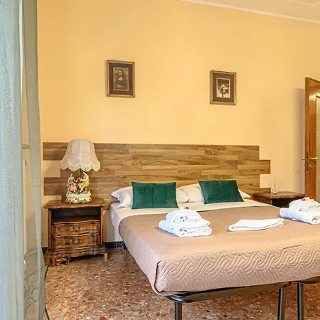 Bed and Breakfast Attico Vintage Colette 4*
